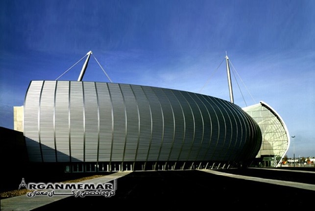  معماری سالن کنسرت و مرکز نمایشگاه توسط برنارد چومی